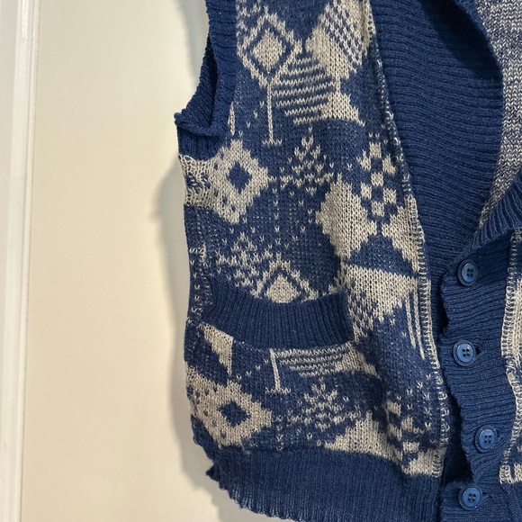 Vintage Alafoos Small Blue Icelandic Wool Button Closure Pocketed Cardigan Vest. - Picture 11 of 16